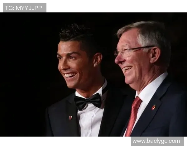 足球明星展示个性腰带风采的视频合集让你大开眼界 足球明星展示个性腰带风采的视频合集让你大开眼界